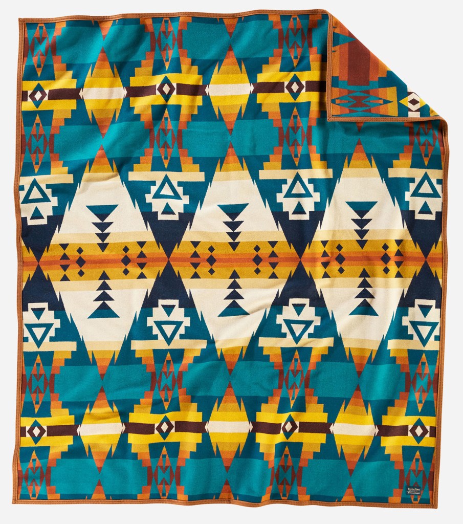 The Siskiyou blanket by Pendleton